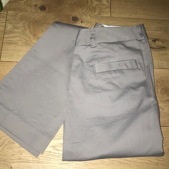 NWOT Express Columnist Barely Boot Pants - Picture 2 of 3